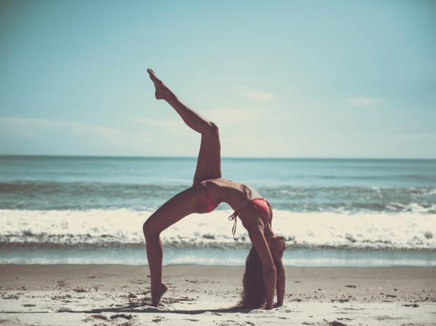 5 reasons why beach yoga is good for body and soul